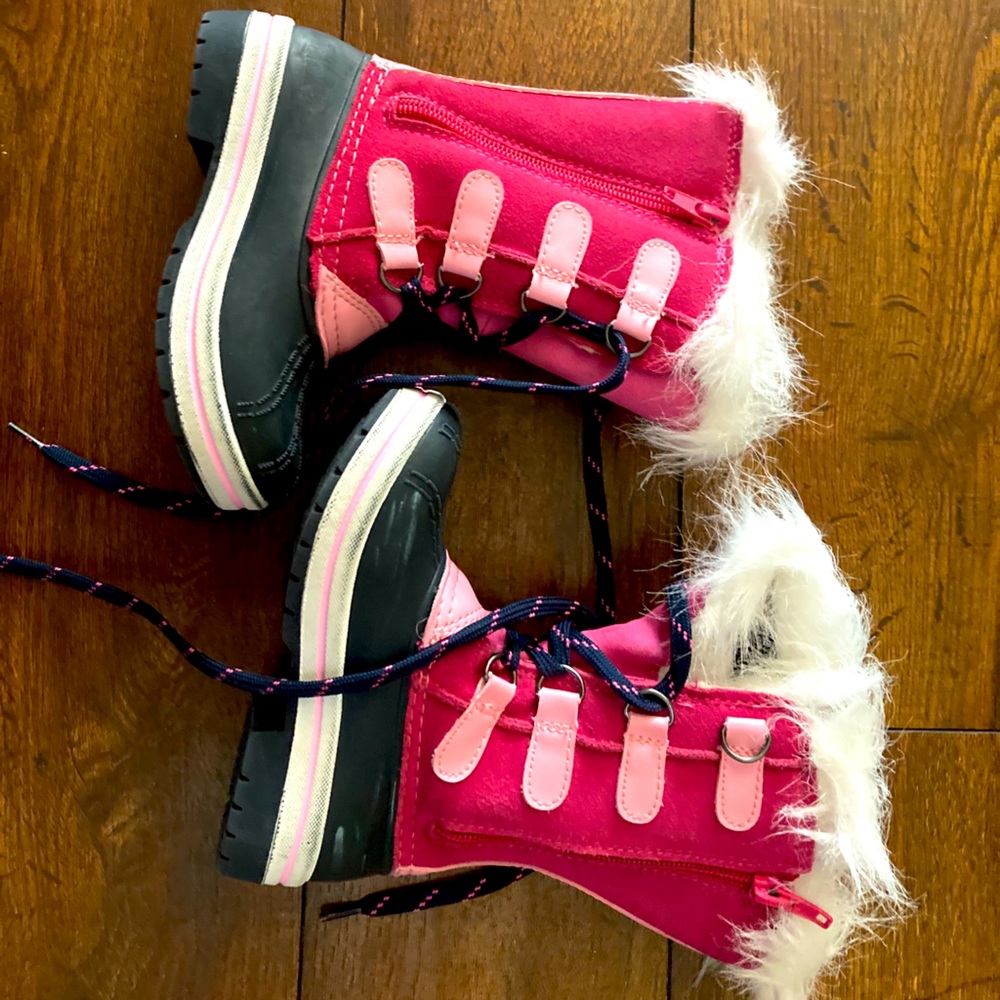 Snow boots for the winter